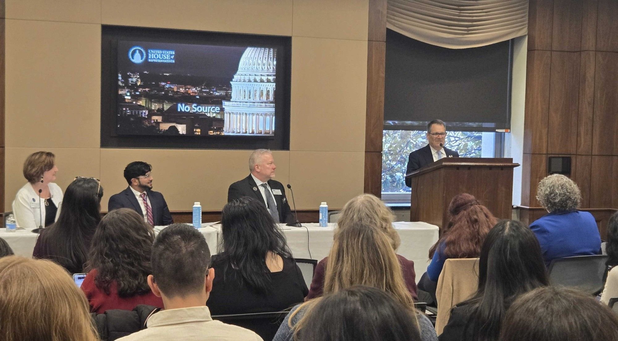 Bilirakis speaking at FOWIE Hill event