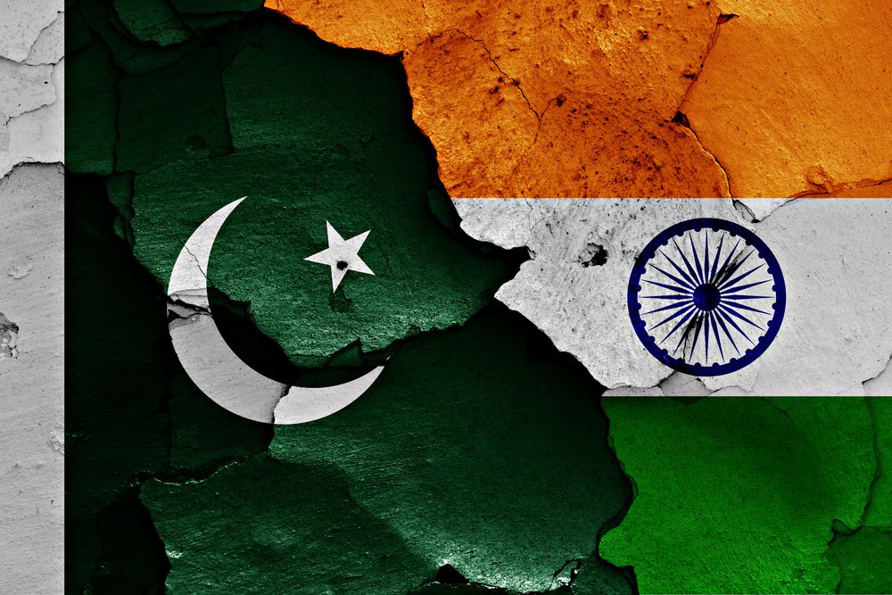 India-Pakistan flags.jpg