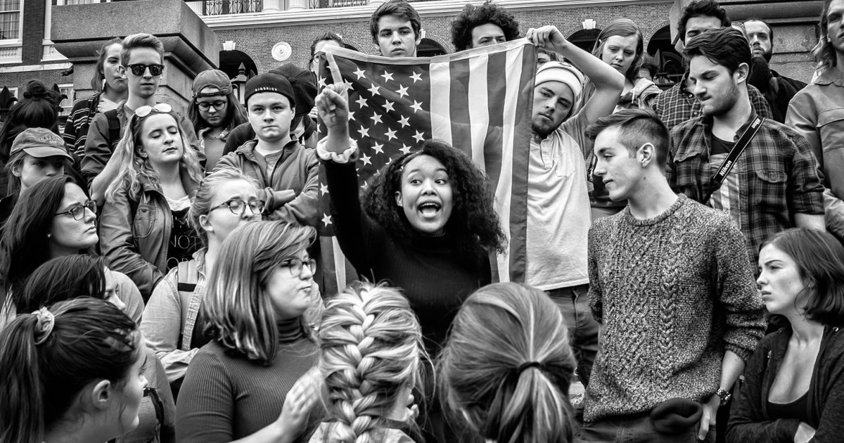 Shutterstock_558272815