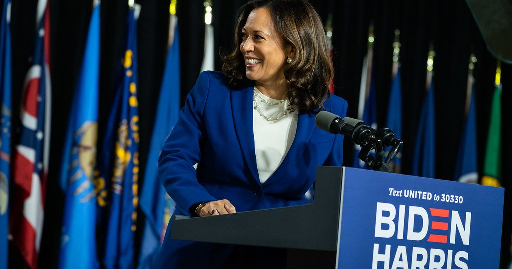 harris_campaign adam schultz 50225901786_ce415f0eea_b.jpg