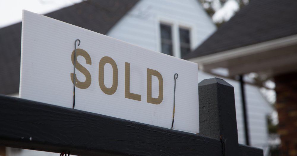 shutterstock_1690633102 (1).jpg