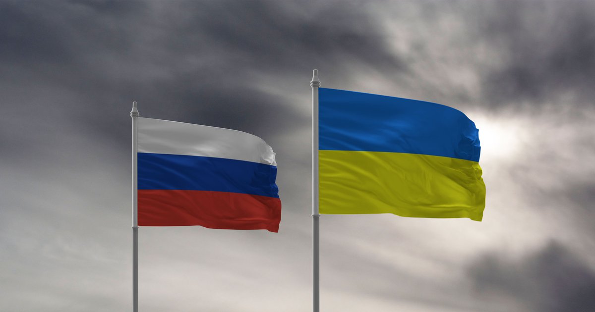 Ukraine 2022 Russian and Ukrainian Flags