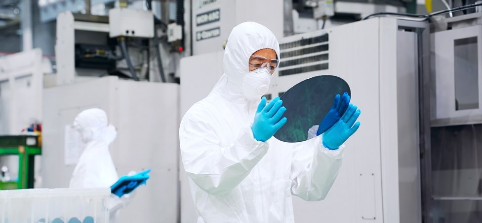 shutterstock_2669743467