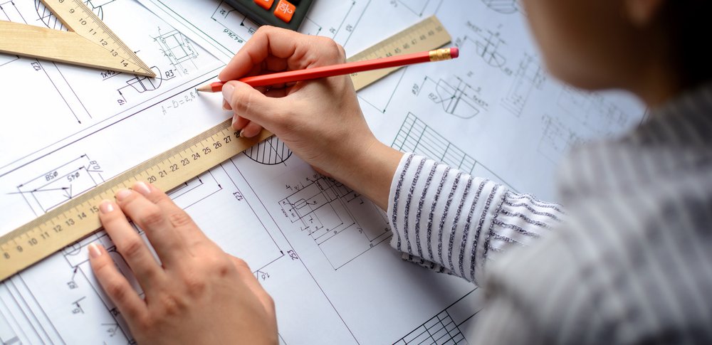 female architect apprentice