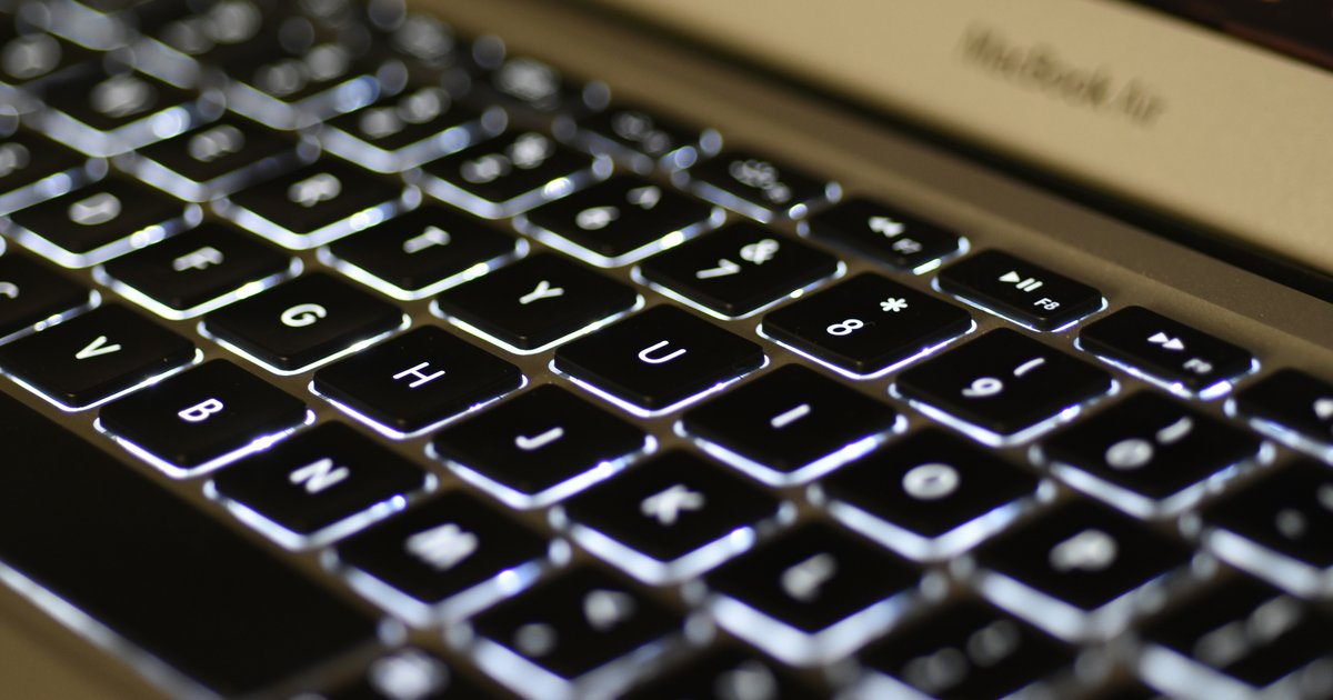 wayne-hollman-UcUvFgDcFDw-unsplash